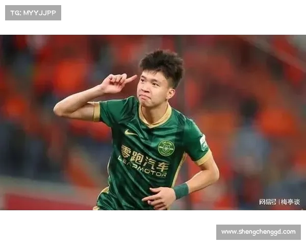 杨晨力荐王钰栋加盟德甲:18 岁天才速度超前辈,世预赛首球创纪录 杨晨力荐王钰栋加盟德甲:18 岁天才速度超前辈,世预赛首球创纪录