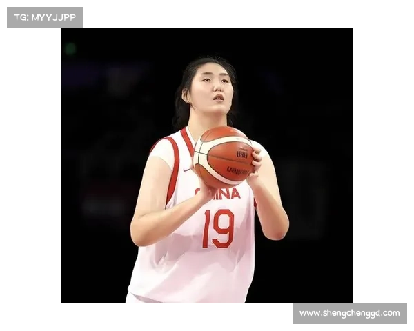 2.26 米女版姚明统治内线!中国女篮新长城锁死日本队 2.26 米女版姚明统治内线!中国女篮新长城锁死日本队