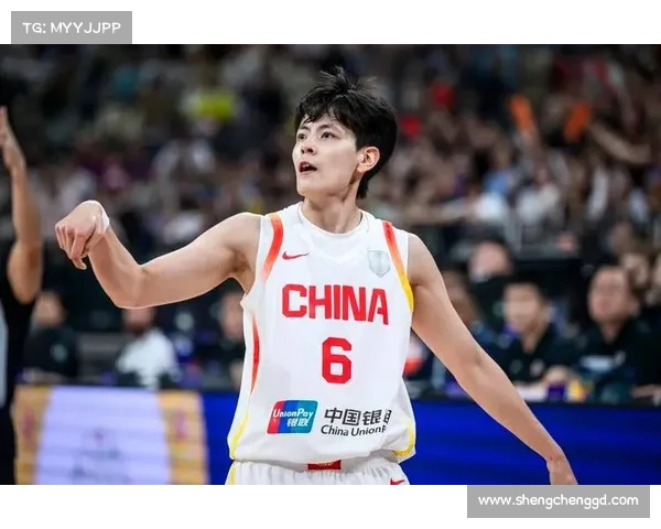 67 分狂胜!杨舒予 22 分 + 6 抢断 宫指导万次特训淬炼女篮外线火力 67 分狂胜!杨舒予 22 分 + 6 抢断 宫指导万次特训淬炼女篮外线火力