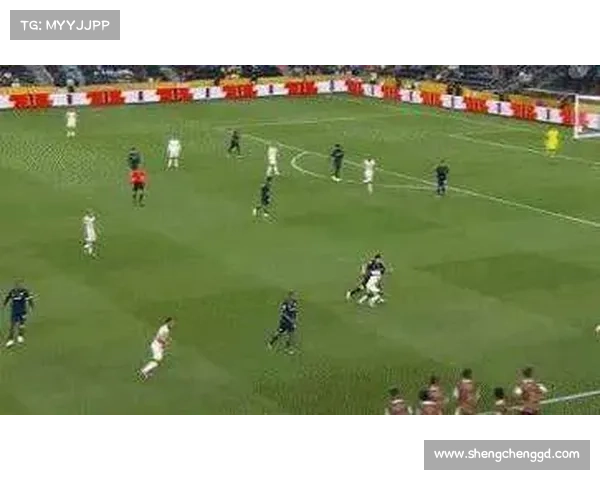 世俱杯 - 萨尔茨堡红牛 2-1 帕丘卡,格洛赫、奥尼西沃建功 世俱杯 - 萨尔茨堡红牛 2-1 帕丘卡,格洛赫、奥尼西沃建功